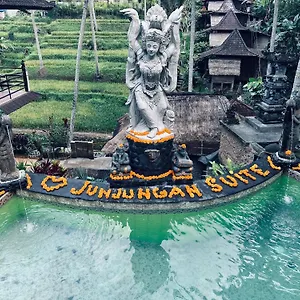 3* Holiday park Junjungan